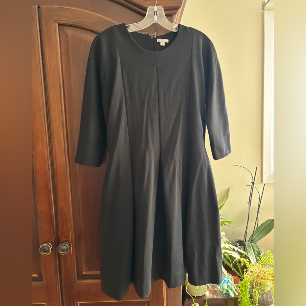 GAP size 12 PONTE box pleated BLACK dress 3/4 sleeve EUC
